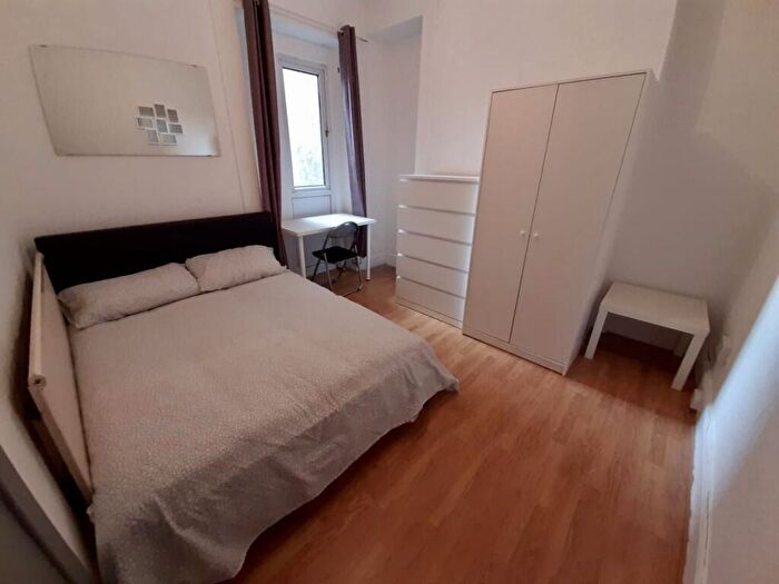 5 Bedroom House To Rent In Norfolk Street, Mount Pleasant, Swansea, SA1