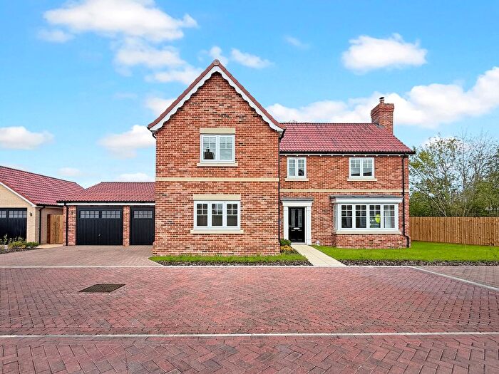 4 Bedroom Detached House For Sale In Oliver Road, Great Bentley, Colchester, CO7