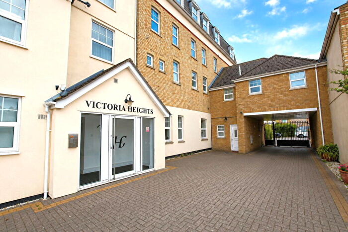 1 Bedroom Flat For Sale In Victoria Heights, Clacton On Sea, CO15