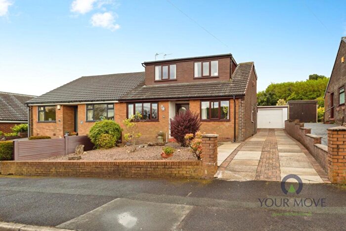 4 Bedroom Bungalow For Sale In Trent Road, High Crompton, Shaw, Greater Manchester, OL2