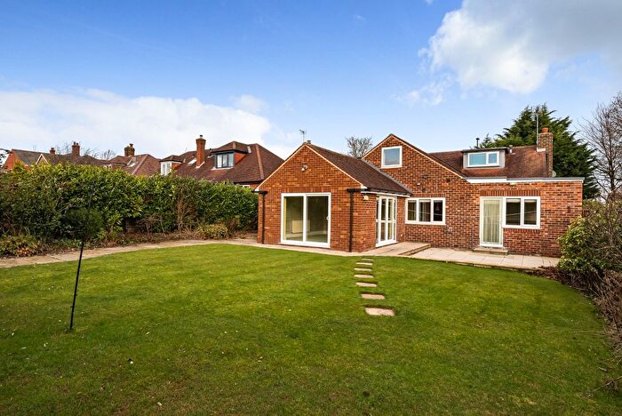 5 Bedroom Bungalow For Sale In Wetherby Road, Harrogate, HG2