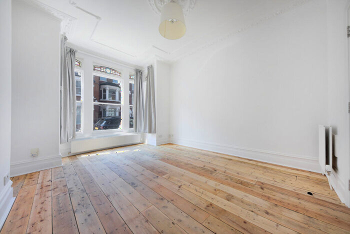 1 Bedroom Flat To Rent In Calabria Road, Islington, N5