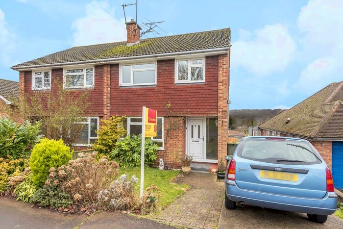 3 Bedroom Semi-Detached House To Rent In High Wycombe, Buckinghamshire, HP13