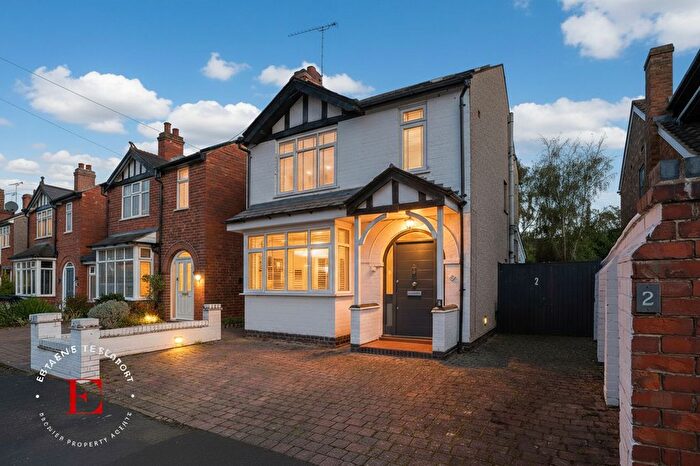 4 Bedroom Detached House For Sale In Bertie Road, Kenilworth, CV8