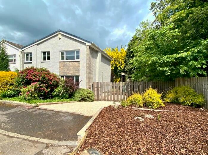 3 Bedroom Detached House To Rent In Laverock Avenue, Hamilton, ML3