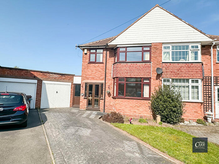 3 Bedroom Semi Detached House For Sale In Keswick Grove, Streetly, Sutton Coldfield, B74