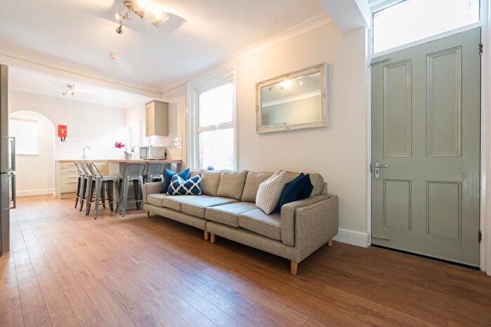 9 Bedroom Terraced House To Rent In St Andrews Road, Portsmouth, PO5