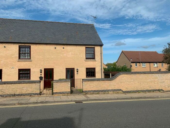 2 Bedroom End Of Terrace House To Rent In Furrowfields Road, Chatteris, PE16