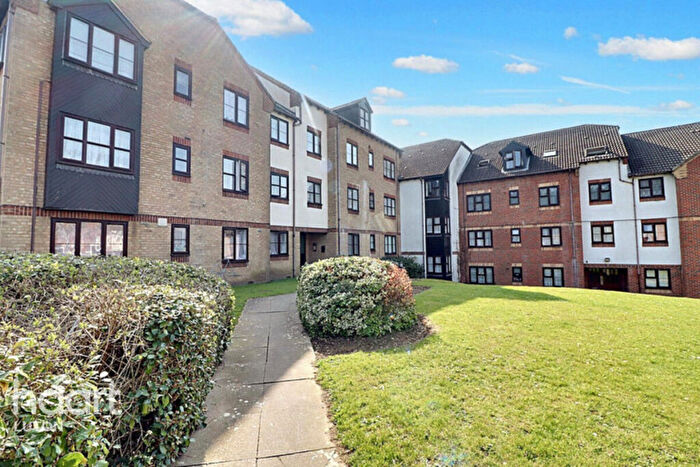 1 Bedroom Apartment To Rent In The Ridings, Luton, LU3