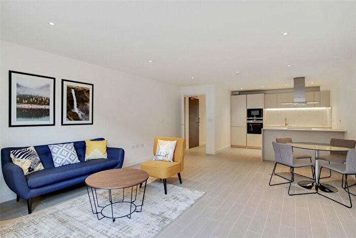 1 Bedroom Apartment To Rent In Packington Square, N1