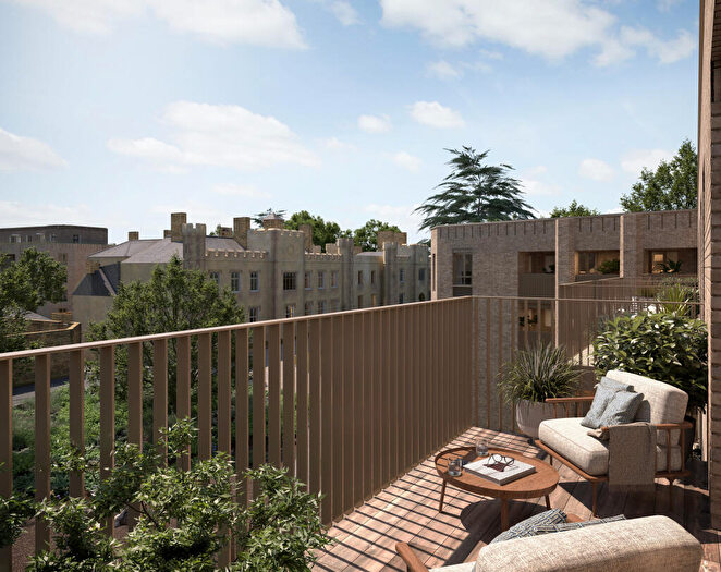3 Bedroom Flat For Sale In Twyford Park, Twyford Abbey Road, London, NW10