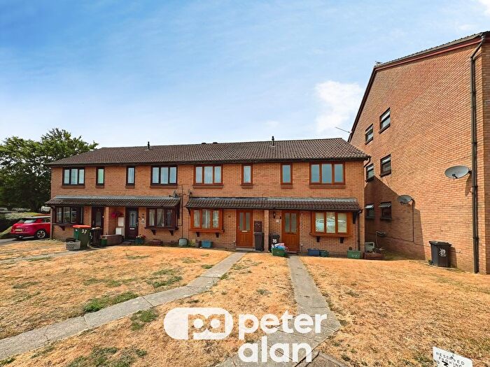 3 Bedroom Terraced House To Rent In Collingwood Crescent, Newport, NP19