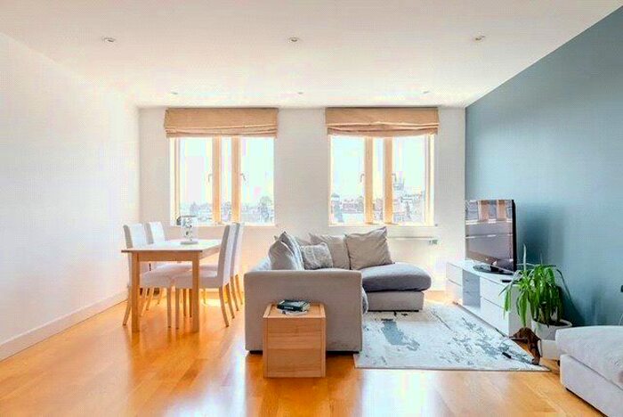1 Bedroom Flat To Rent In Clapham Common South Side, London, SW4