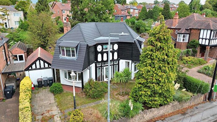2 Bedroom Detached House For Sale In Thackerays Lane, Woodthorpe, Nottingham, NG5