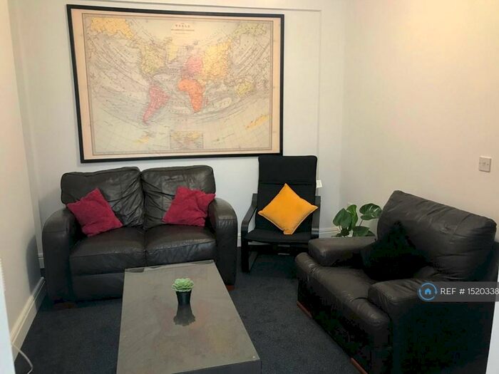 5 Bedroom Terraced House To Rent In Rhyddings Park Road, Brynmill, Swansea, SA2