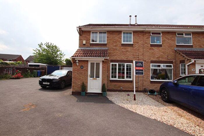 3 Bedroom End Of Terrace House For Sale In Romsey Court, Laceby Acres, DN34