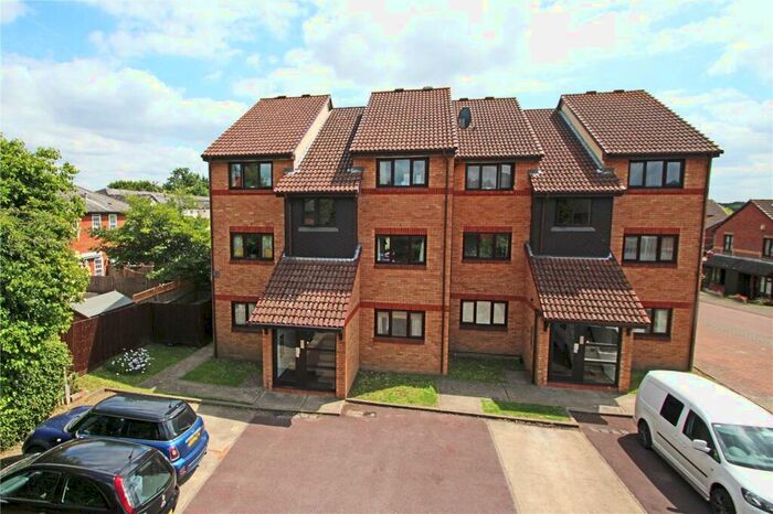 1 Bedroom Apartment To Rent In Ottershaw, Surrey, KT16