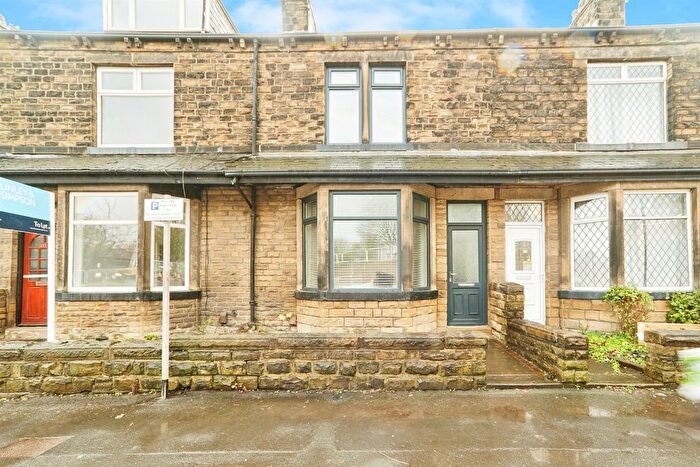 4 Bedroom Terraced House For Sale In Bradford Road, Stanningley, Pudsey, LS28
