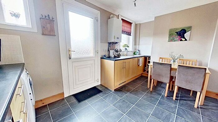 3 Bedroom Terraced House For Sale In Mid Street, Deans, EH54