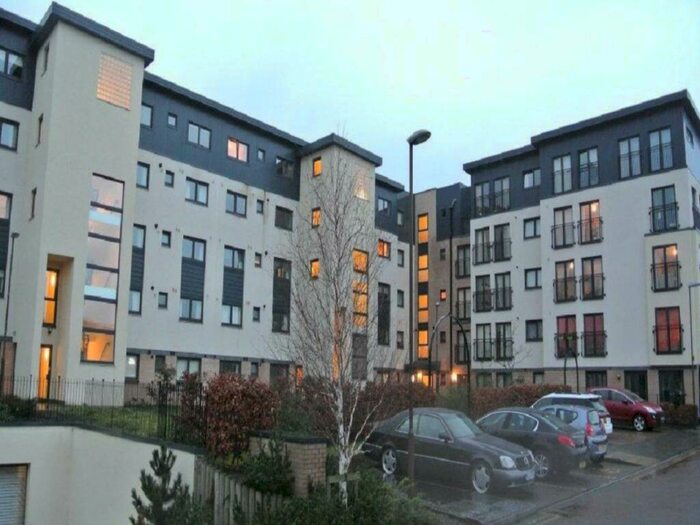 2 Bedroom Flat To Rent In Tait Wynd, Edinburgh, EH15