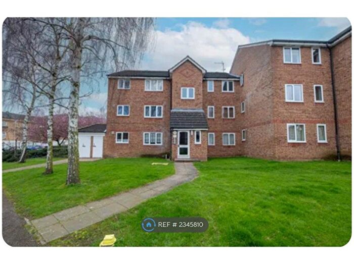 1 Bedroom Flat To Rent In Leigh Hunt Drive, London, N14