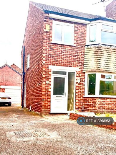 3 Bedroom Semi-Detached House To Rent In Grosvenor Square, Sale, M33