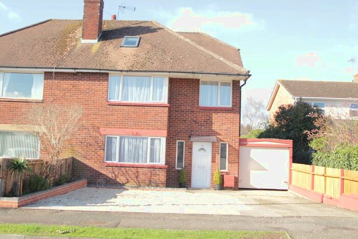 5 Bedroom Property To Rent In Armscroft Crescent, Longlevens, Gloucester, GL2
