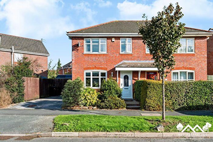 3 Bedroom Semi-Detached House For Sale In Manorwood Drive, Whiston, L35