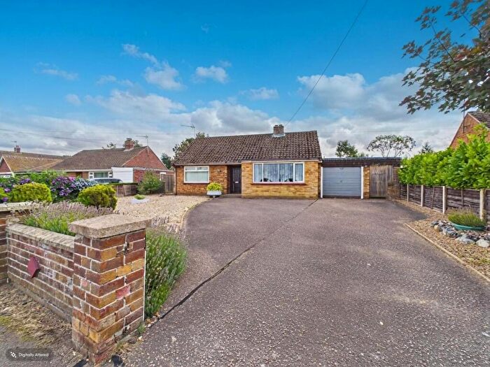 2 Bedroom Detached Bungalow For Sale In Furze Close, Thurston, IP31