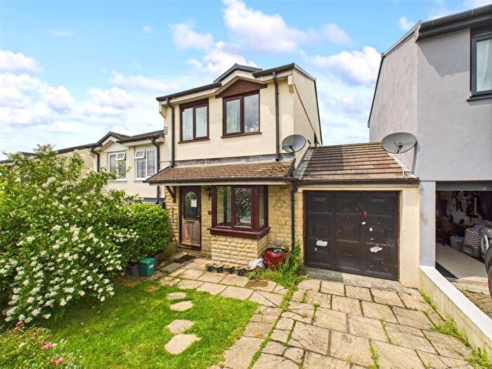 4 Bedroom Semi-Detached House To Rent In Wadebridge, Cornwall, PL27