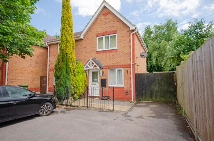 2 Bedroom Semi-Detached House For Sale In Westons Brake, Emersons Green, Bristol, BS16