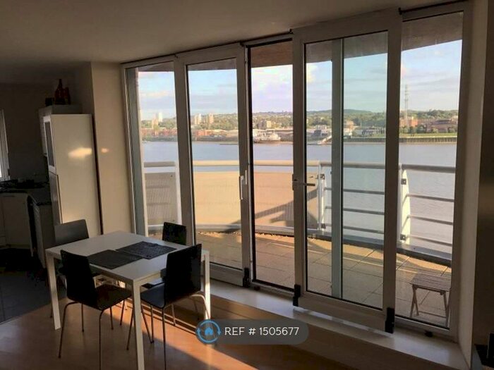 3 Bedroom Flat To Rent In Wards Wharf Approach, London, E16