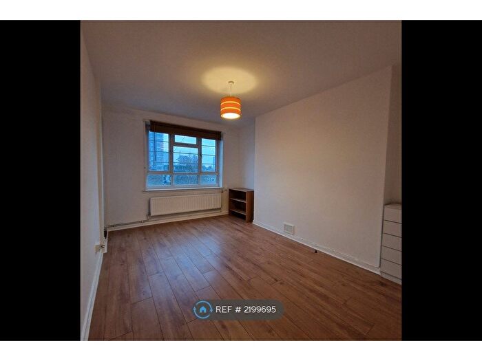 2 Bedroom Flat To Rent In Murray Grove, London, N1