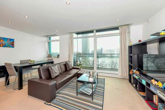 2 Bedroom Flat For Sale In Albert Embankment, London, SE1