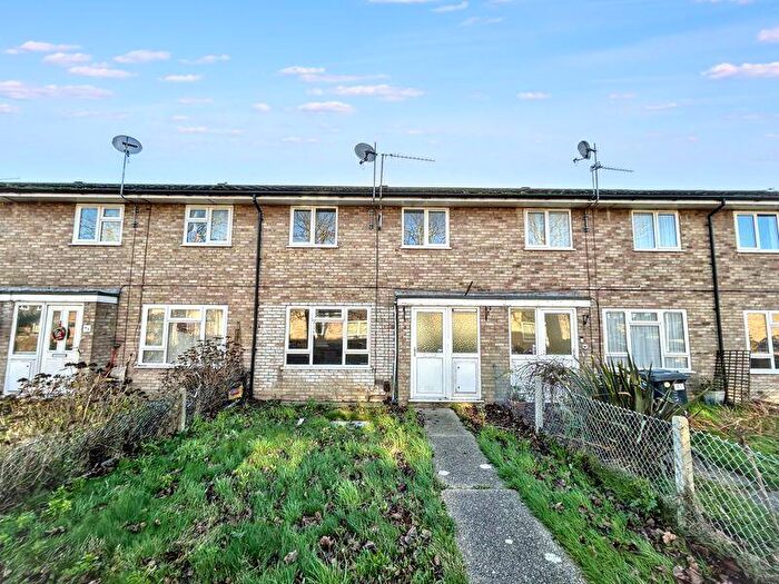 3 Bedroom Terraced House For Sale In Nuffield Close, Gorleston, NR31