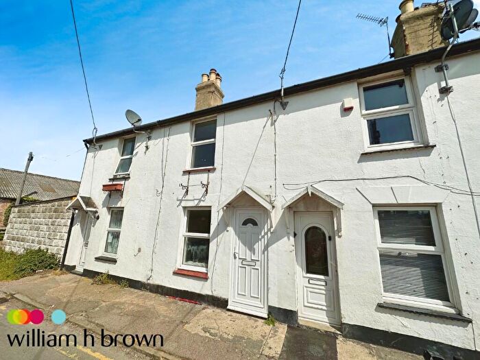 2 Bedroom House To Rent In Alfred Terrace, Walton On The Naze, CO14