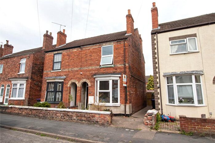 3 Bedroom Semi-Detached House For Sale In Balfour Street, Gainsborough, Lincolnshire, DN21