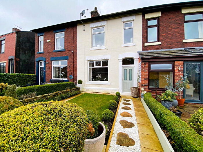 3 Bedroom Terraced House For Sale In Littlewood, Heyside, Royton, OL2