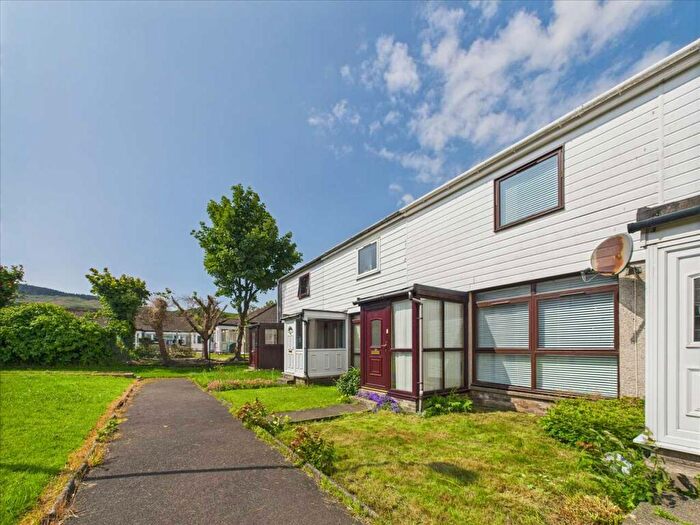 2 Bedroom Terraced House For Sale In Castleacres, Campbeltown, PA28