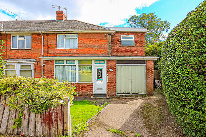 4 Bedroom Terraced House For Sale In Pool Farm Road, Birmingham, B27