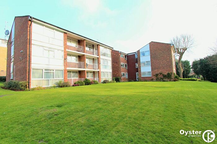 2 Bedroom Apartment To Rent In Aran Drive, Stanmore, HA7