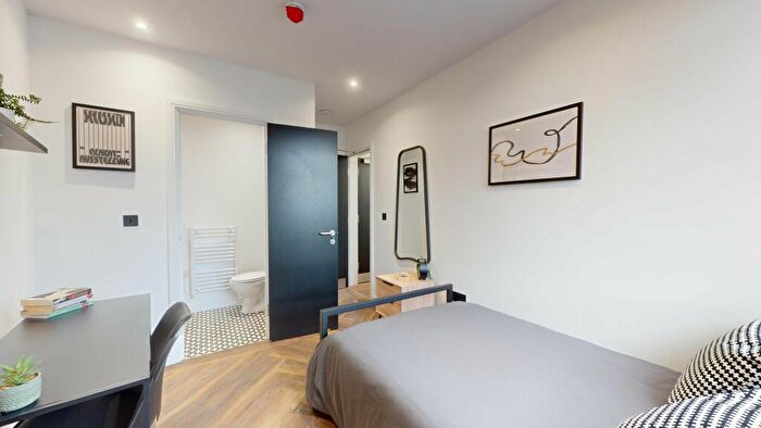 6 Bedroom Flat To Rent In Thurloe Street, M14