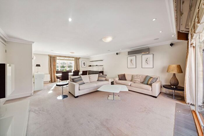 2 Bedroom Property To Rent In Cheval Place, London, SW7