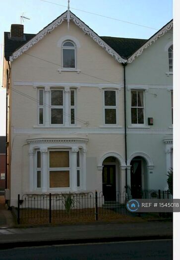 1 Bedroom Flat To Rent In Wendover Road, Aylesbury, HP21