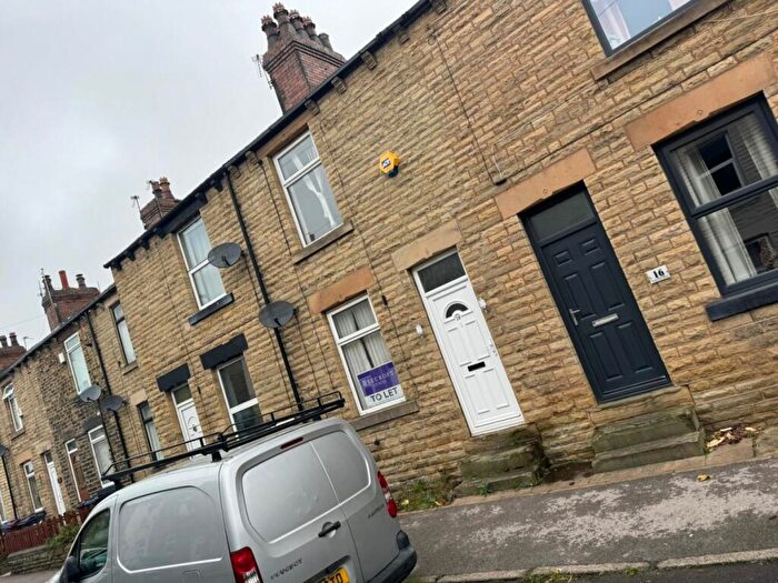 2 Bedroom House To Rent In Snapehill Road, Darfield, S73