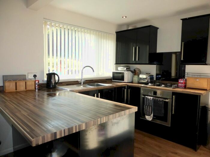 3 Bedroom Property To Rent In Exwick Road, Exeter, EX4