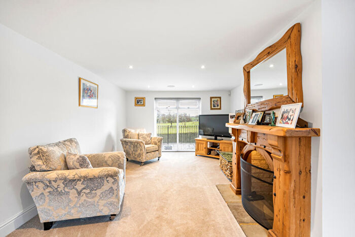 5 Bedroom Detached House For Sale In Lysterfield End, Nettleham, Lincoln, Lincolnshire, LN2