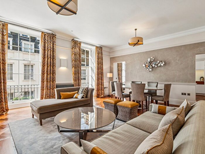 2 Bedroom Flat To Rent In Buckingham Street, London, WC2N