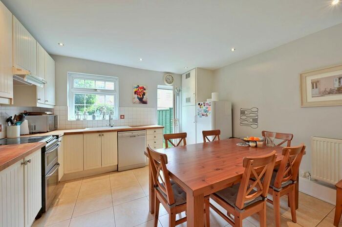 5 Bedroom Terraced House To Rent In Lytton Grove, Putney, London, SW15
