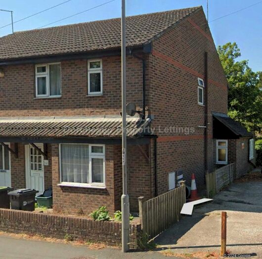 3 Bedroom Semi-Detached House To Rent In Maumbury Road, Dorchester, DT1
